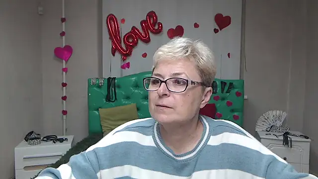 EmiliaGree online show from 7, 10, 2025