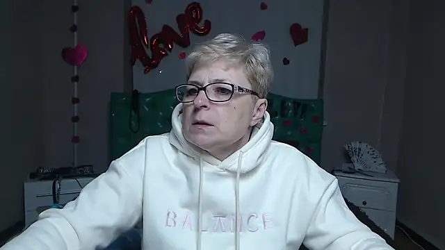 EmiliaGree online show from 4, 2, 2026