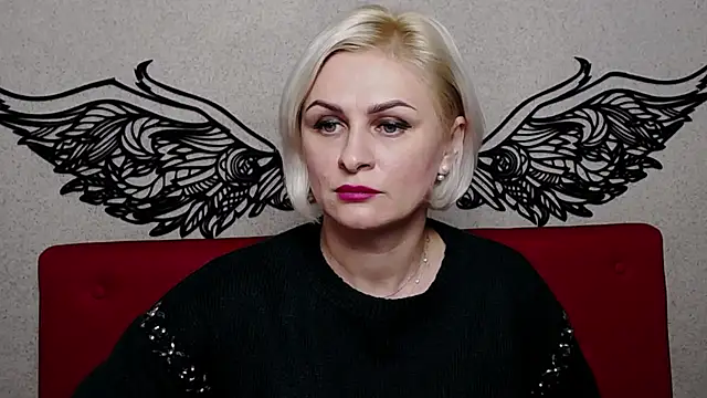 Snapshot of OliviaHorst chatting on 4, 12, 2024 OliviaHorst online show from 4, 12, 2024