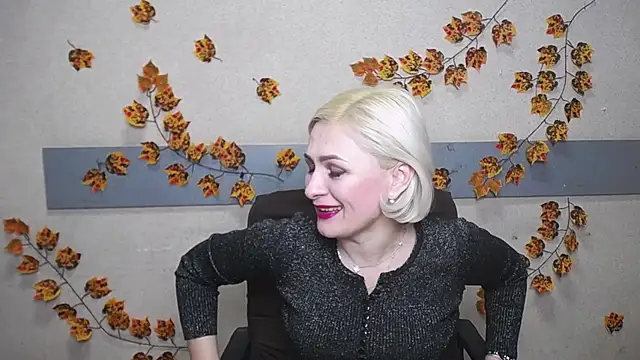 Snapshot of OliviaHorst chatting on 12, 12, 2024 OliviaHorst online show from 12, 12, 2024