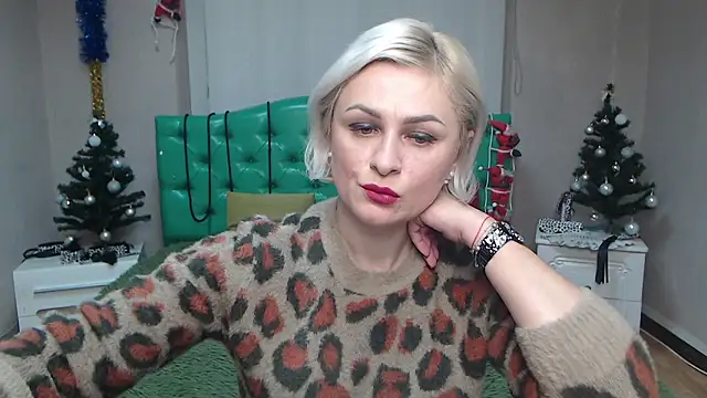 Snapshot of OliviaHorst chatting on 18, 12, 2024 OliviaHorst online show from 18, 12, 2024