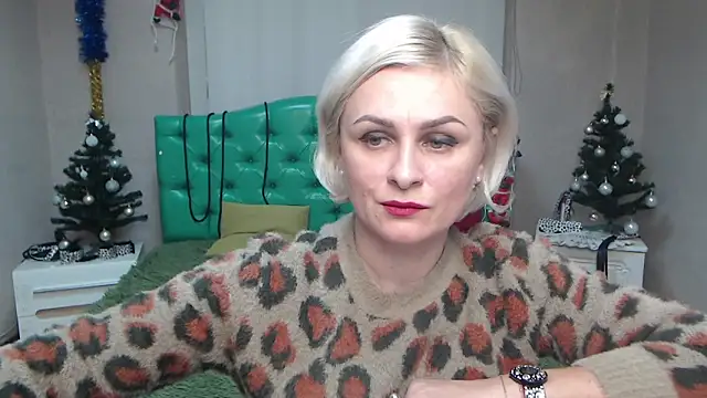 Snapshot of OliviaHorst chatting on 18, 12, 2024 OliviaHorst online show from 18, 12, 2024