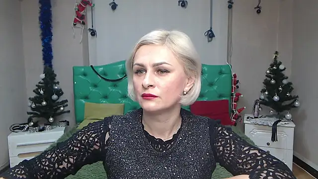 Snapshot of OliviaHorst chatting on 19, 12, 2024 OliviaHorst online show from 19, 12, 2024
