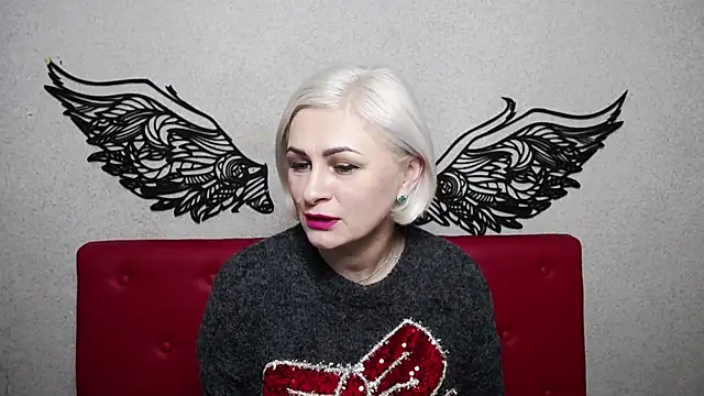 Snapshot of OliviaHorst chatting on 9, 2, 2025 OliviaHorst online show from 9, 2, 2025
