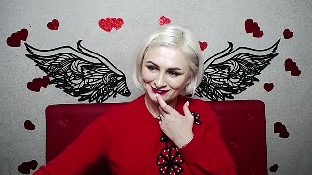 Snapshot of OliviaHorst chatting on 13, 2, 2025 OliviaHorst online show from 13, 2, 2025