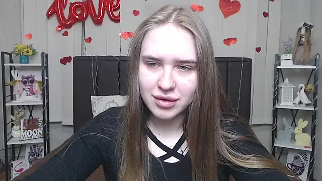 LauraHlot online show from 29, 5, 2026