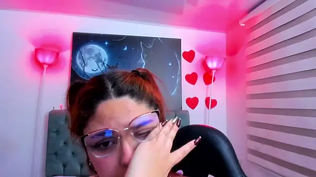 Snapshot of Camiila_Osorio chatting on 14, 3, 2025 Camiila Osorio online show from 14, 3, 2025