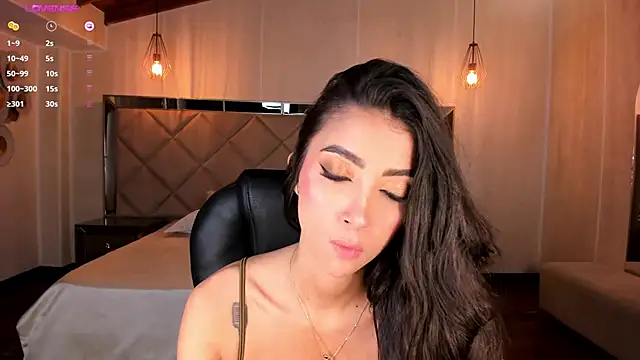 ValeriaVelvet online show from 1, 3, 2025