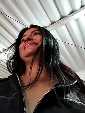 Linda Lars online show from 6, 2, 2025