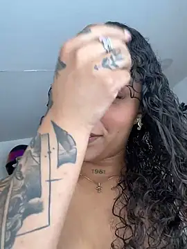 MarieLeon online show from 9, 1, 2026