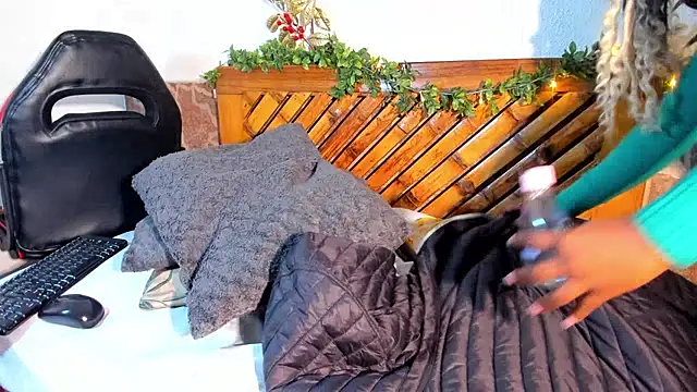 Scarlett diaz17 online show from 28, 12, 2024