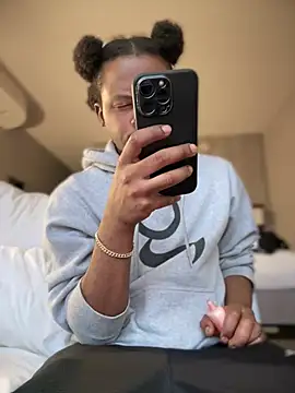 MobyDxck online show from 3, 1, 2025