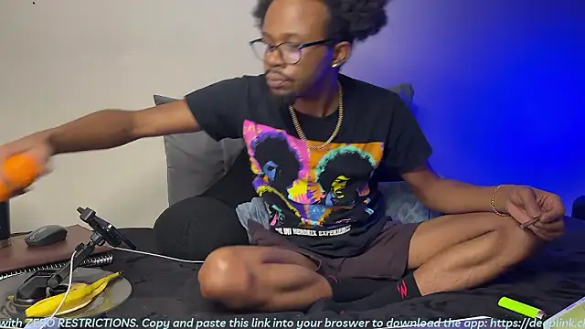 MobyDxck online show from 8, 3, 2026