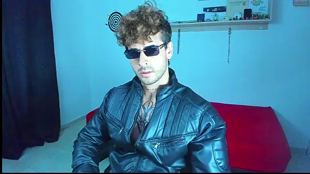 Snapshot of Ares_blue chatting on 8, 5, 2026 Ares blue online show from 8, 5, 2026