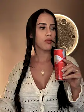 SarahhSmitth1 online show from 20, 10, 2025