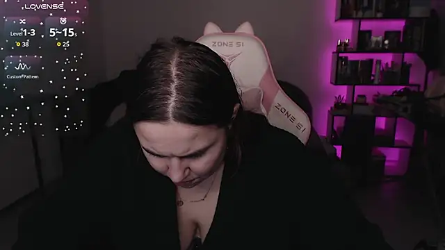 Snapshot of SexyWitch_666 chatting on 3, 12, 2025 SexyWitch 666 online show from 3, 12, 2025