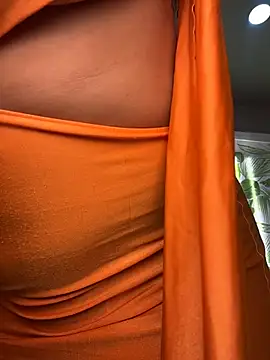 kiim taaylor online show from 29, 11, 2025