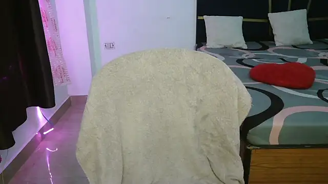 Snapshot of N-Natasha chatting on 13, 5, 2026 N-Natasha online show from 13, 5, 2026