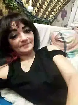 SweetLeila40 online show from 4, 1, 2025