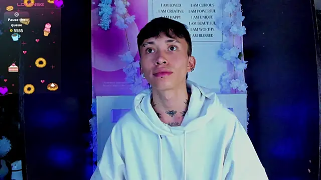 juniior 2311  online show from 15, 2, 2025