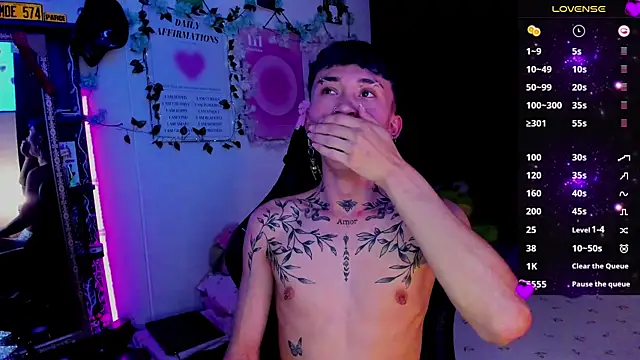 juniior 2311  online show from 10, 9, 2025