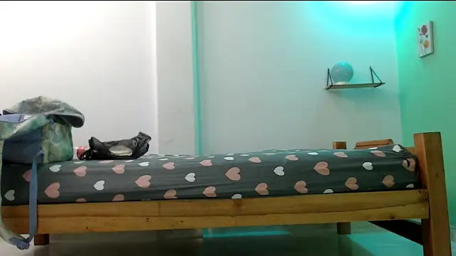 evaleribigtits18 online show from 20, 3, 2026