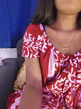 Snapshot of yhona_darling chatting on 24, 5, 2026 yhona darling online show from 24, 5, 2026