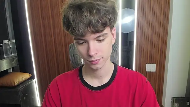 calvin love you online show from 14, 4, 2026