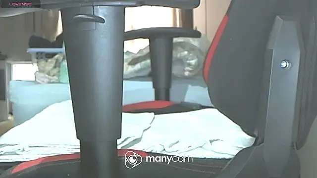 onaho suki  online show from 18, 10, 2025