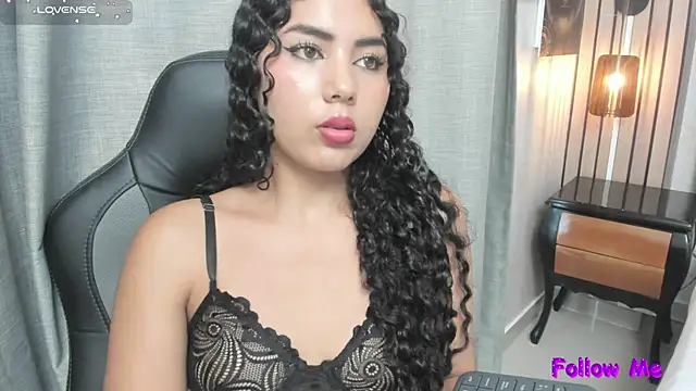 Snapshot of joselyn_sexy_ chatting on 28, 12, 2024 joselyn sexy online show from 28, 12, 2024