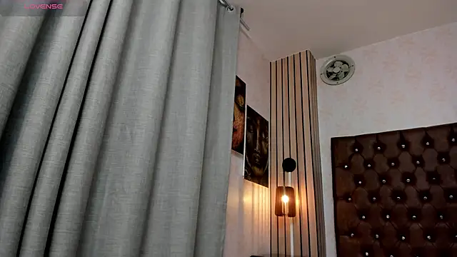 Snapshot of joselyn_sexy_ chatting on 7, 3, 2025 joselyn sexy online show from 7, 3, 2025