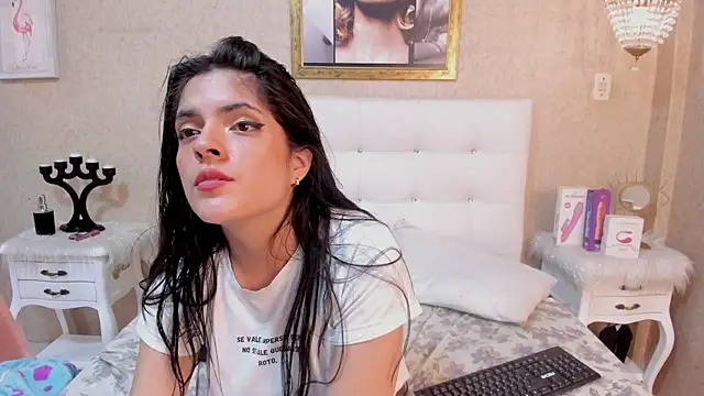 Snapshot of sofiaclauss chatting on 16, 12, 2024 sofiaclauss online show from 16, 12, 2024