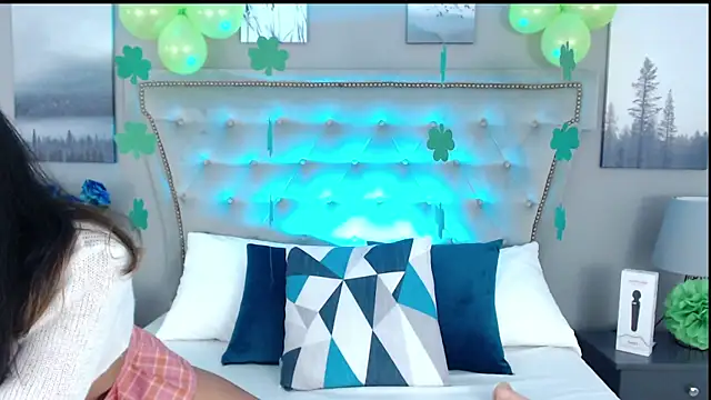 Yommi Winx online show from 17, 3, 2025