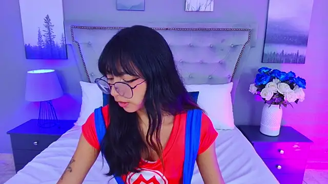 Yommi Winx online show from 30, 9, 2025