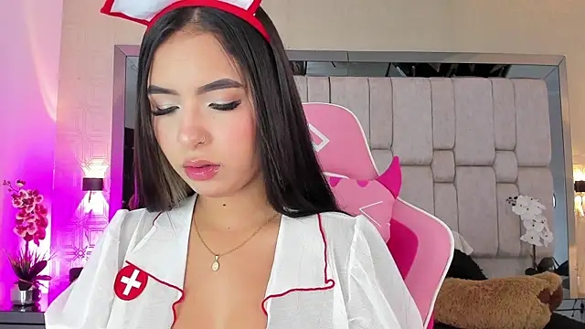  SofiaCortez  online show from 1, 2, 2025