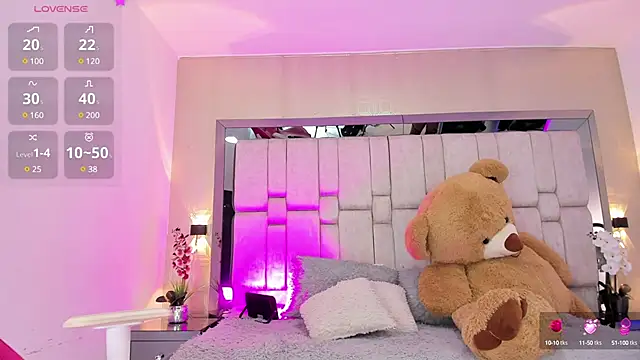  SofiaCortez  online show from 18, 3, 2025