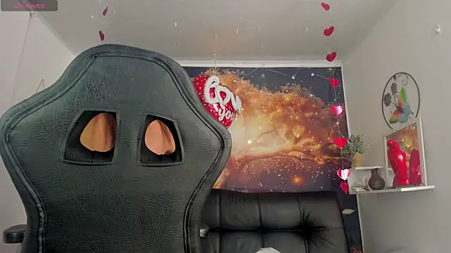 Nikol Rang   online show from 19, 2, 2025