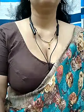 Snapshot of bhuvana555 chatting on 12, 12, 2024 bhuvana555 online show from 12, 12, 2024