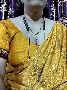 Snapshot of bhuvana555 chatting on 2, 1, 2025 bhuvana555 online show from 2, 1, 2025