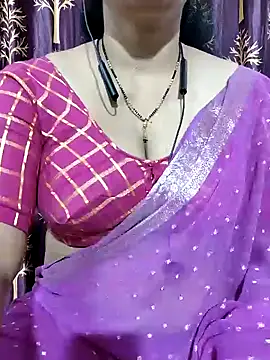 Snapshot of bhuvana555 chatting on 6, 1, 2025 bhuvana555 online show from 6, 1, 2025