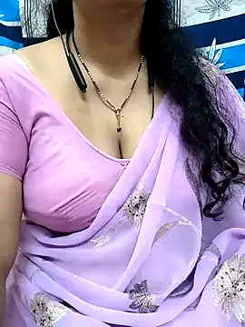 Snapshot of bhuvana555 chatting on 11, 2, 2025 bhuvana555 online show from 11, 2, 2025