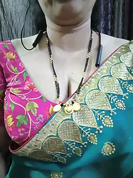 Snapshot of bhuvana555 chatting on 21, 7, 2026 bhuvana555 online show from 21, 7, 2026