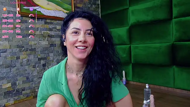 Snapshot of SelenSummer chatting on 6, 6, 2026 SelenSummer online show from 6, 6, 2026
