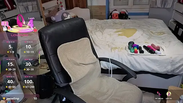 LisandreLaVenale online show from 14, 12, 2025