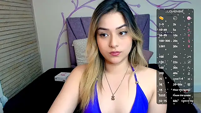 Snapshot of DahliaMoore chatting on 6, 12, 2024 DahliaMoore online show from 6, 12, 2024
