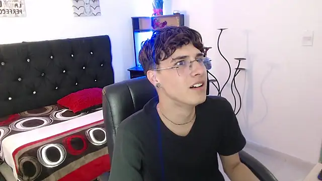 Jeam hot online show from 16, 10, 2025