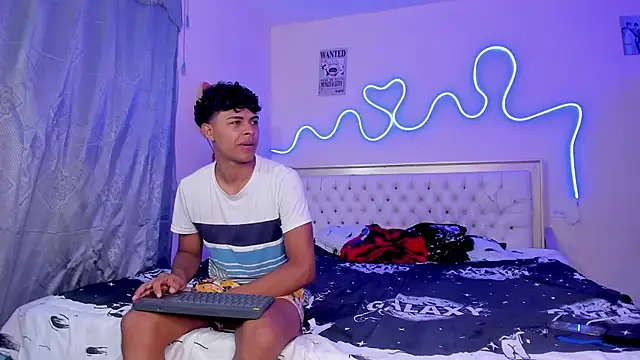 dafnezahiraa  online show from 19, 9, 2025