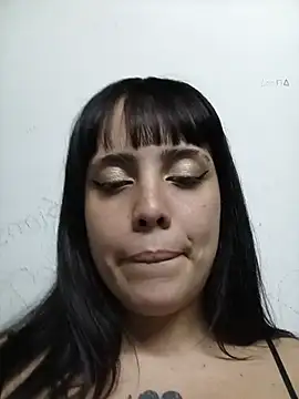 lucylovles online show from 23, 7, 2026