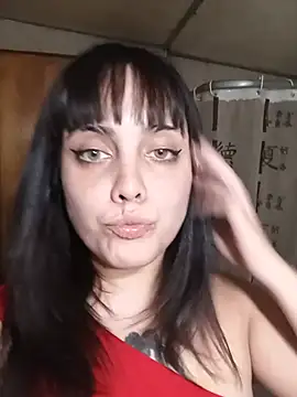 lucylovles online show from 28, 7, 2026