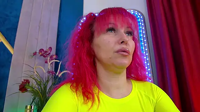 Snapshot of Foxxxy_MILF chatting on 25, 2, 2026 Foxxxy MILF online show from 25, 2, 2026